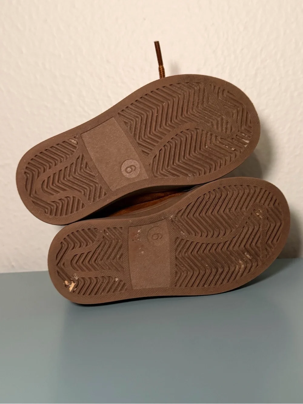 GAP soft suede